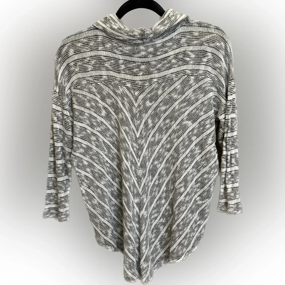 John Paul Richard Black and White Stripe Slub Knit Cowel Neck Sweater XL - Picture 2 of 4